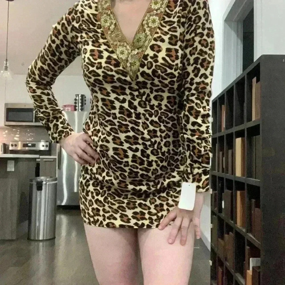 Leopard print silk dress - Picture 12 of 14